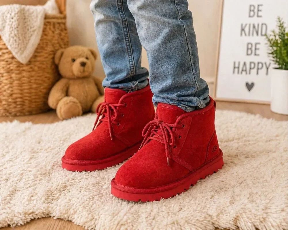 UGG Australia Red Suede Winter Boots Kids Size 1 US / EU 32.5 Sheepskin Lined Co